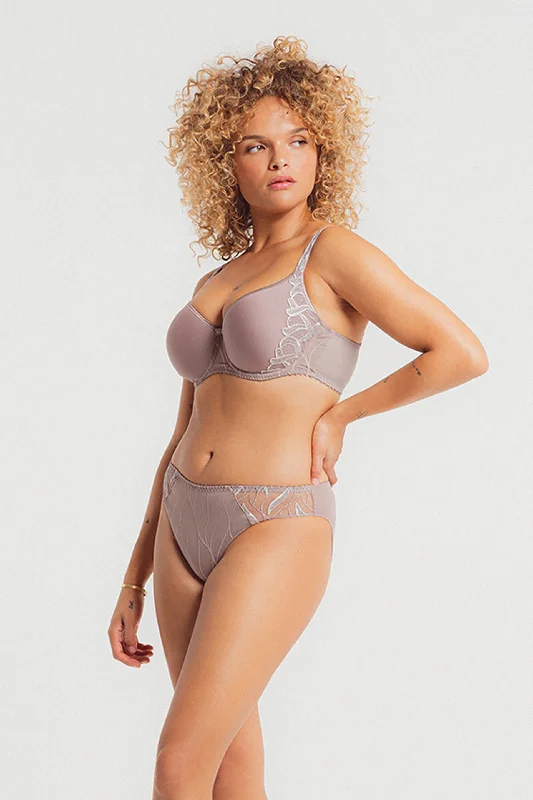 Julia Brief Taupe